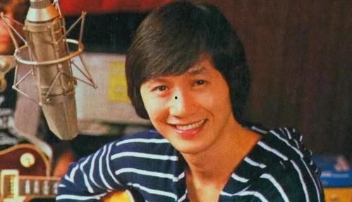 许冠杰兄弟资料