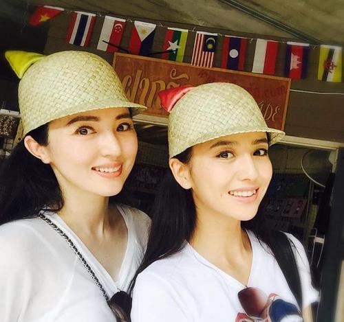 双胞胎姐妹明星,揭秘双胞胎姐妹明星的星途传奇