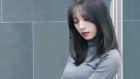 虎牙女主播舞蹈视频,燃情演绎引爆网络